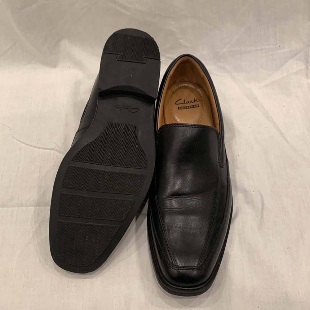 Clarks Ortholite Black Leather Loafer - Picture 6 of 8